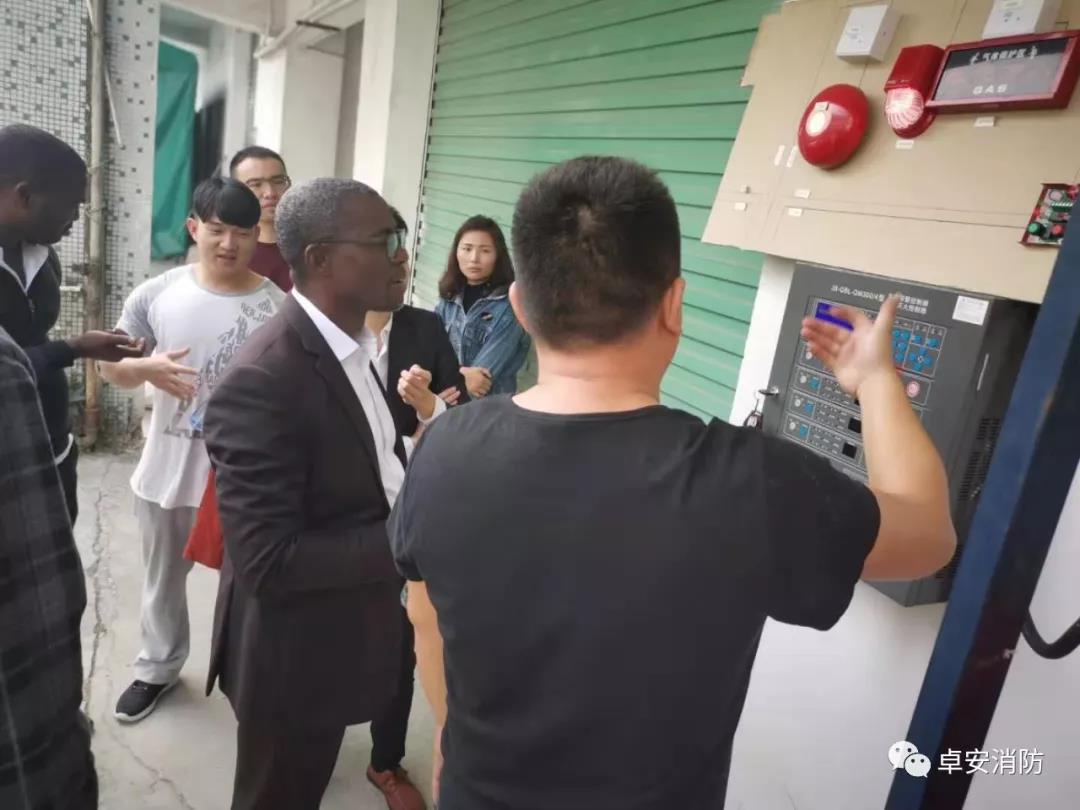 熱烈（liè）歡迎非洲客戶蒞臨公司考察指導